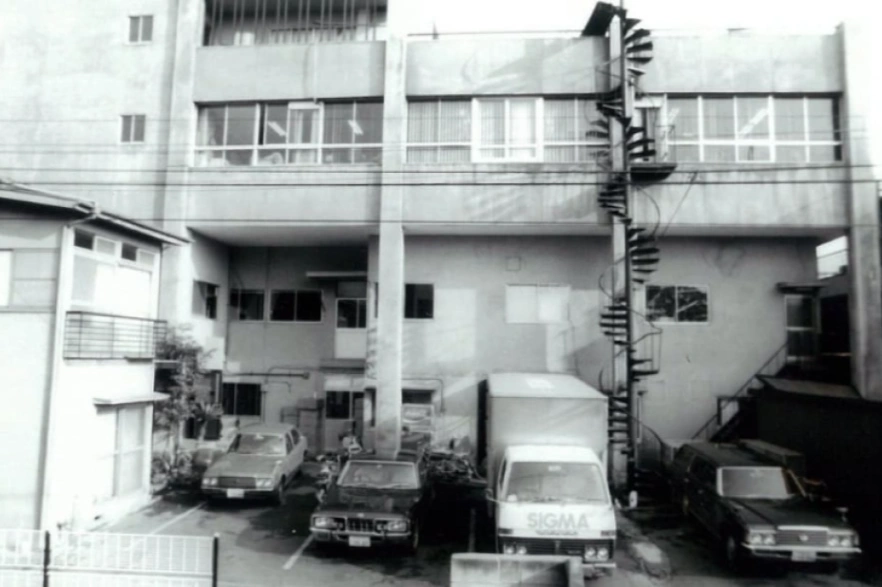 SIGMA_OFFICE BUILDING MOVES TO KOMAE, TOKYO
