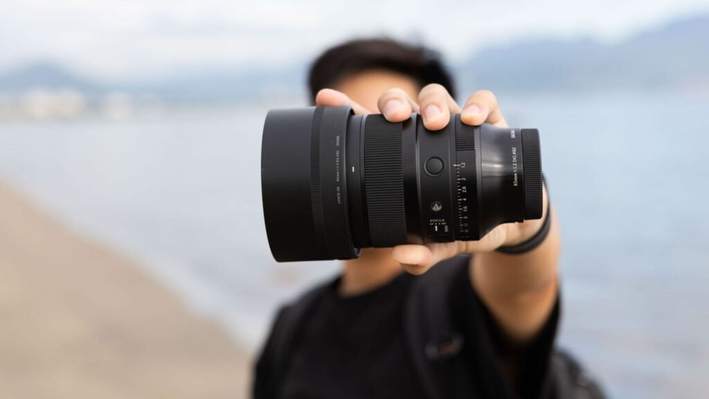 SIGMA 85mm f1.2 in haND